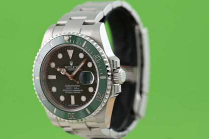 Rolex Submariner 116610LV - Full Set - Hulk