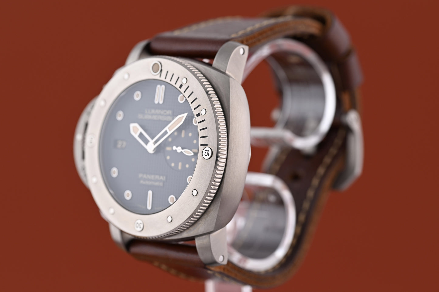 Panerai Luminor Submersible - PAM00569 - Titanium - Full Set