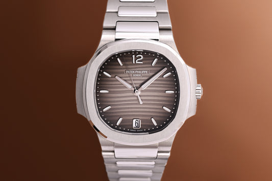 Patek Philippe Nautilus 7118/1200A - Full Set - NEW