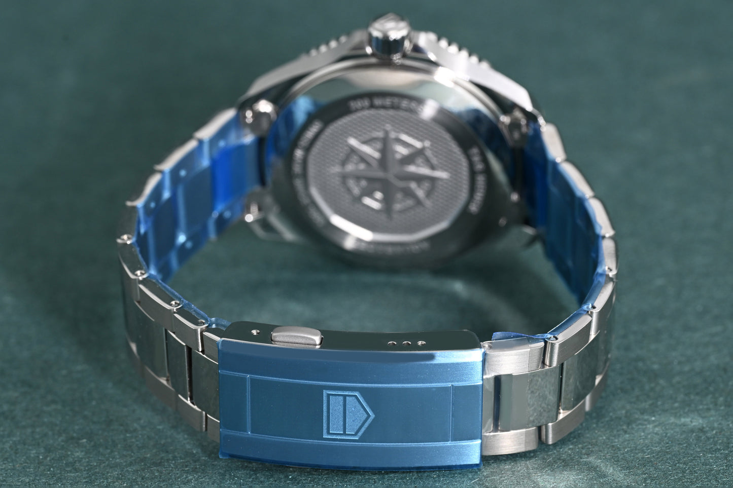 TAG Heuer Aquaracer Professional 200m Automatik - Full Set - NEW 2025