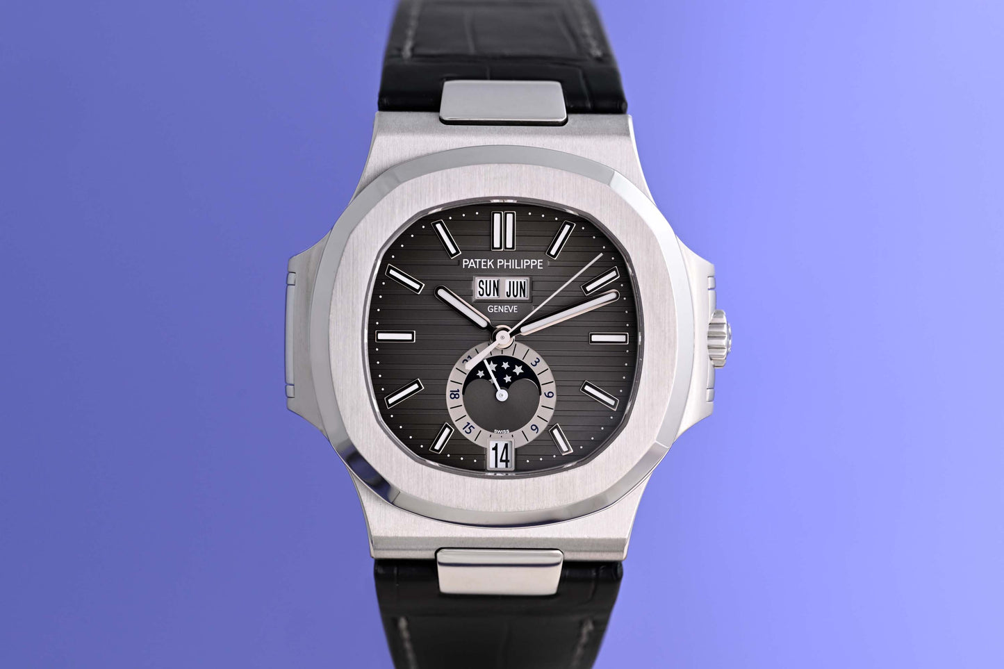 Patek Philippe Nautilus Annual Calendar 5726A - Full Set - Grey Dial