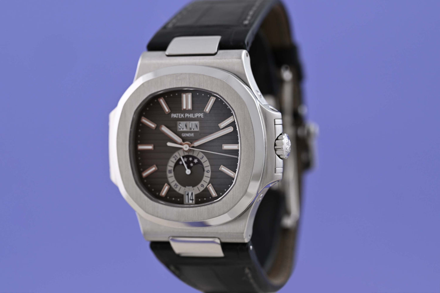Patek Philippe Nautilus Annual Calendar 5726A - Full Set - Grey Dial