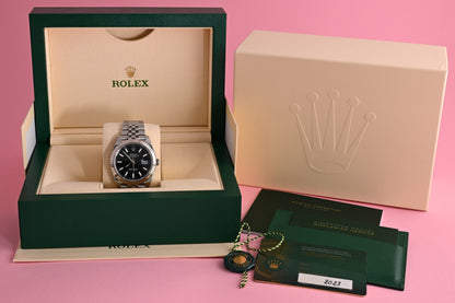 Rolex Datejust 41 - 126334 - Black Dial - Full Set