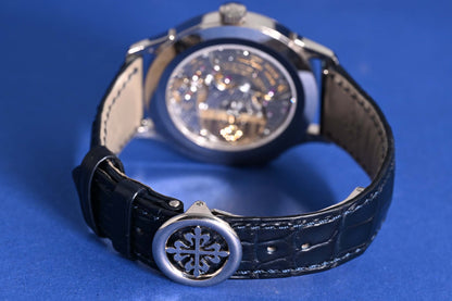 Patek Philippe World Time 5231G-001 - Rare Handcrafts - Full Set