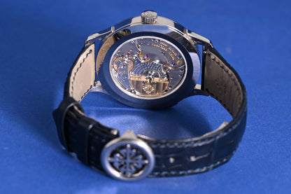 Patek Philippe World Time 5231G-001 - Rare Handcrafts - Full Set