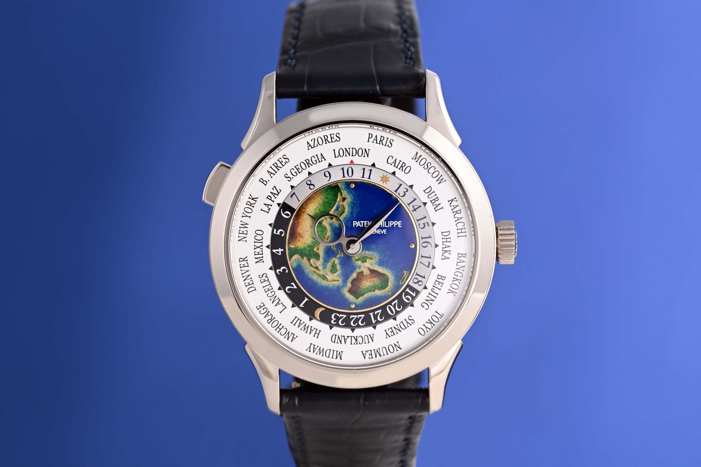 Patek Philippe World Time 5231G-001 - Rare Handcrafts - Full Set