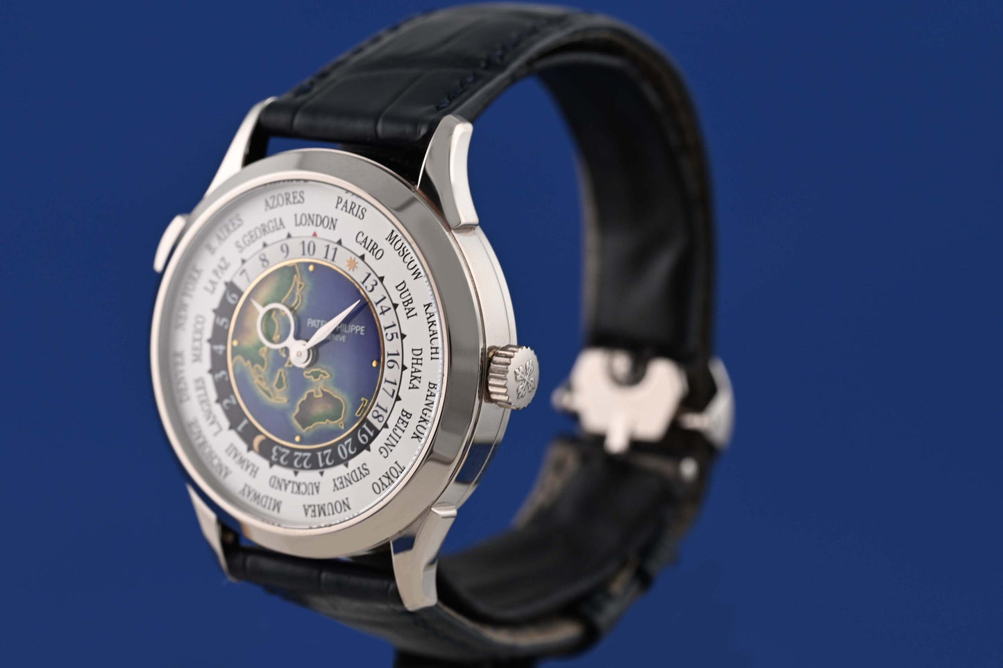 Patek Philippe World Time 5231G-001 - Rare Handcrafts - Full Set