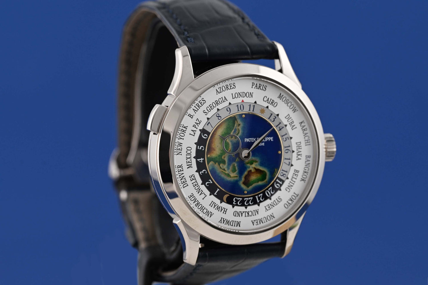 Patek Philippe World Time 5231G-001 - Rare Handcrafts - Full Set