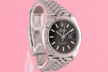 Rolex Datejust 41 - 126334 - Black Dial - Full Set