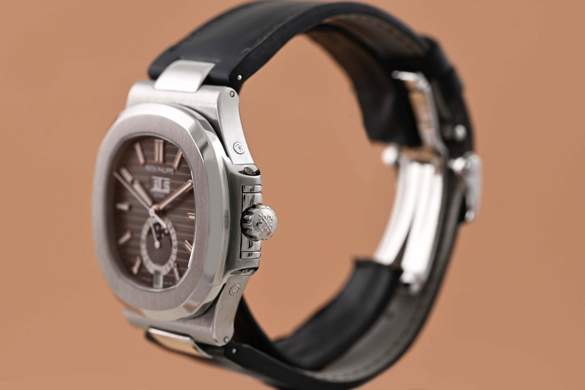 Patek Philippe Nautilus Annual Calendar 5726A - Full Set - Grey Dial