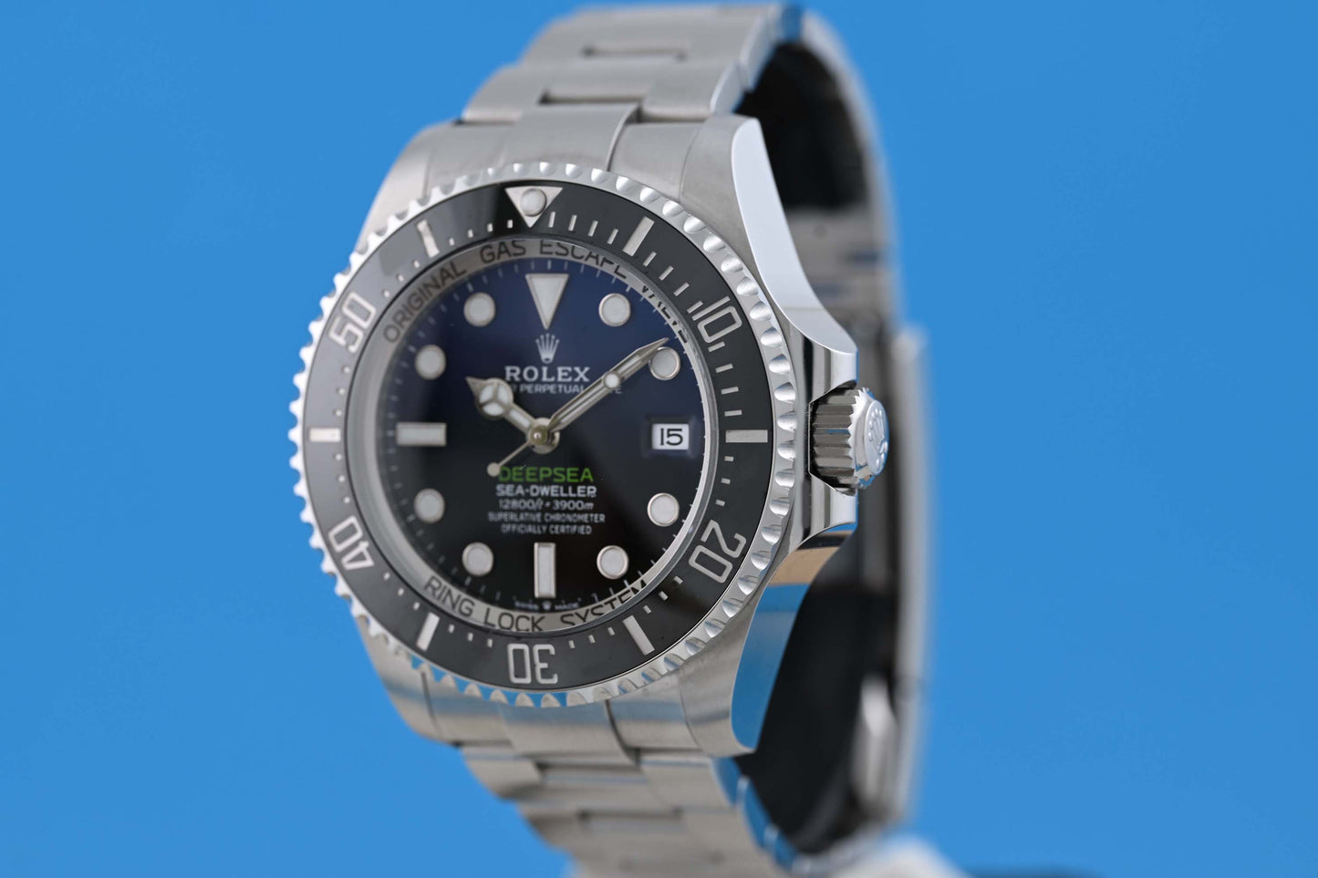 Rolex Deep Sea 136660 - D-Blue James Cameron - Full Set - Like New