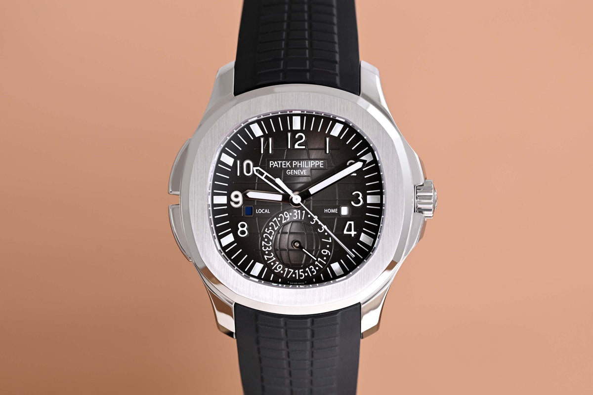 Patek Philippe Aquanaut Travel Time 5164A-001 - Full Set