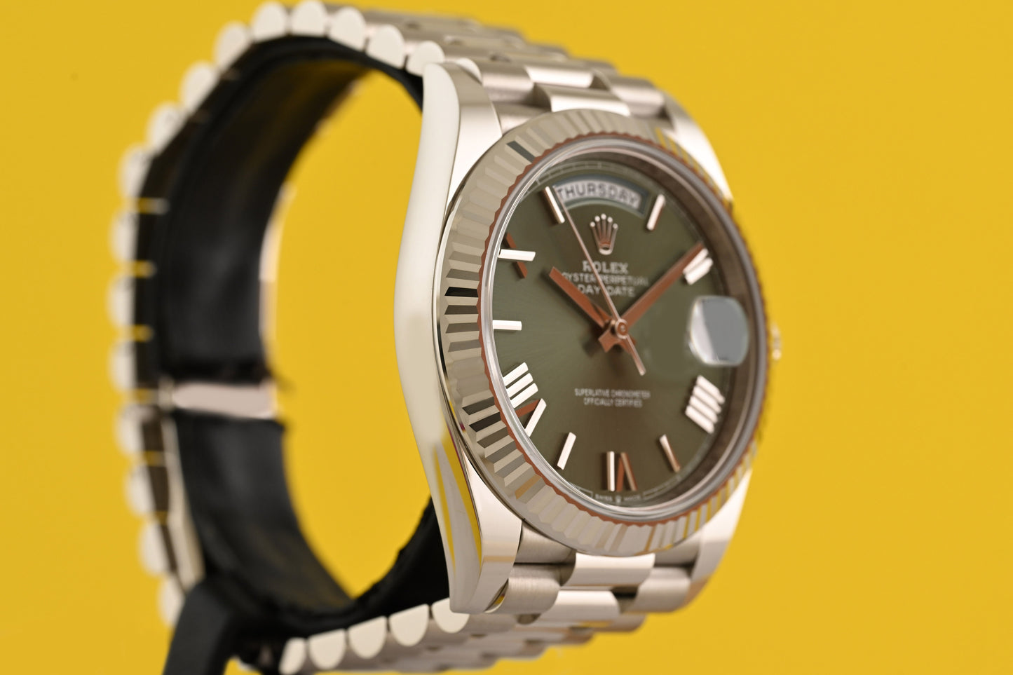 Rolex Day Date 40 Weißgold 228239 - Green Dial - Full Set - Like New