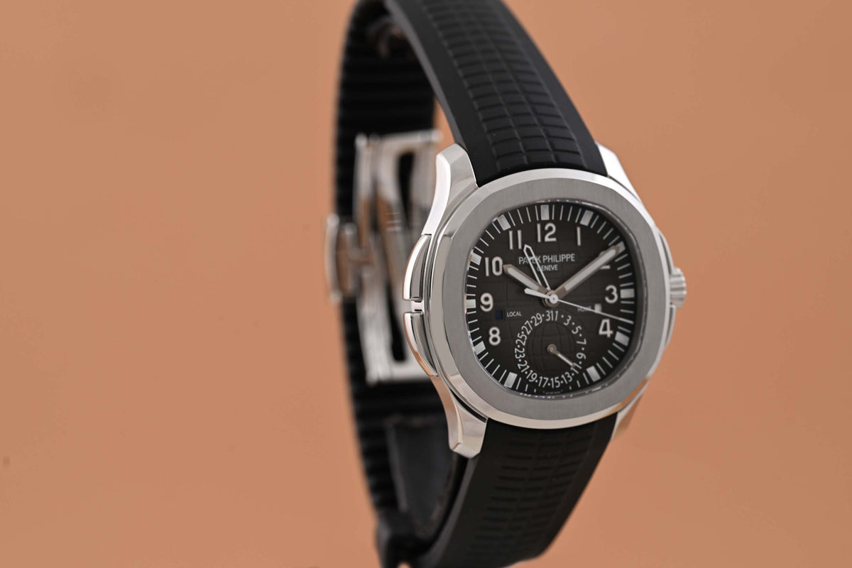 Patek Philippe Aquanaut Travel Time 5164A-001 - Full Set
