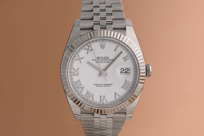 Rolex Datejust 41 - 126334 - White Dial - Full Set - Like NEW
