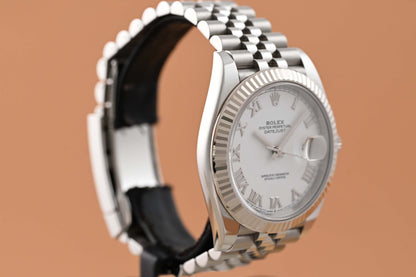 Rolex Datejust 41 - 126334 - White Dial - Full Set - Like NEW