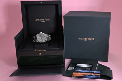 Audemars Piguet Royal Oak - 15450ST - Full Set