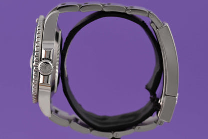 Rolex Submariner 116610LV - Full Set - Hulk - LC 100