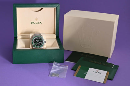 Rolex Submariner 116610LV - Full Set - Hulk - LC 100