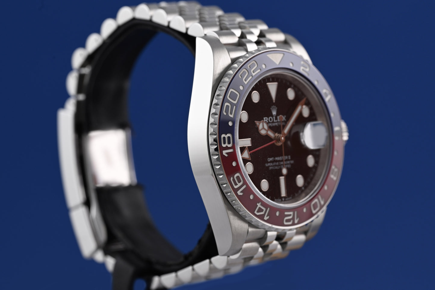 Rolex GMT Master II - 126710BLRO Pepsi - Full Set - LC100