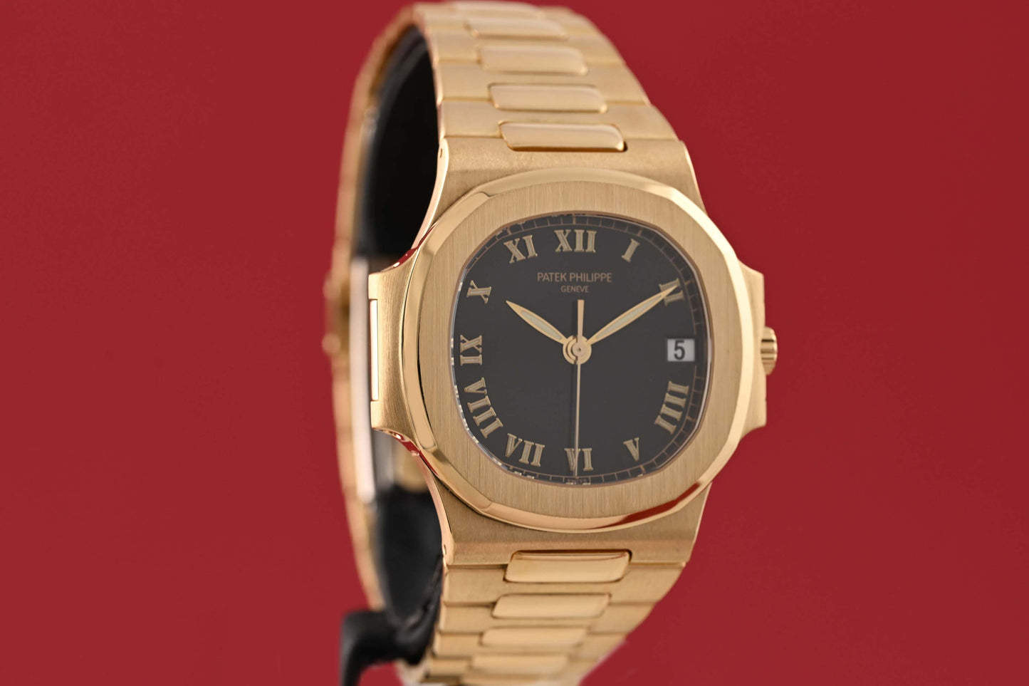 Patek Philippe Nautilus Gelbgold 3800/1J - Black Dial - Full Set
