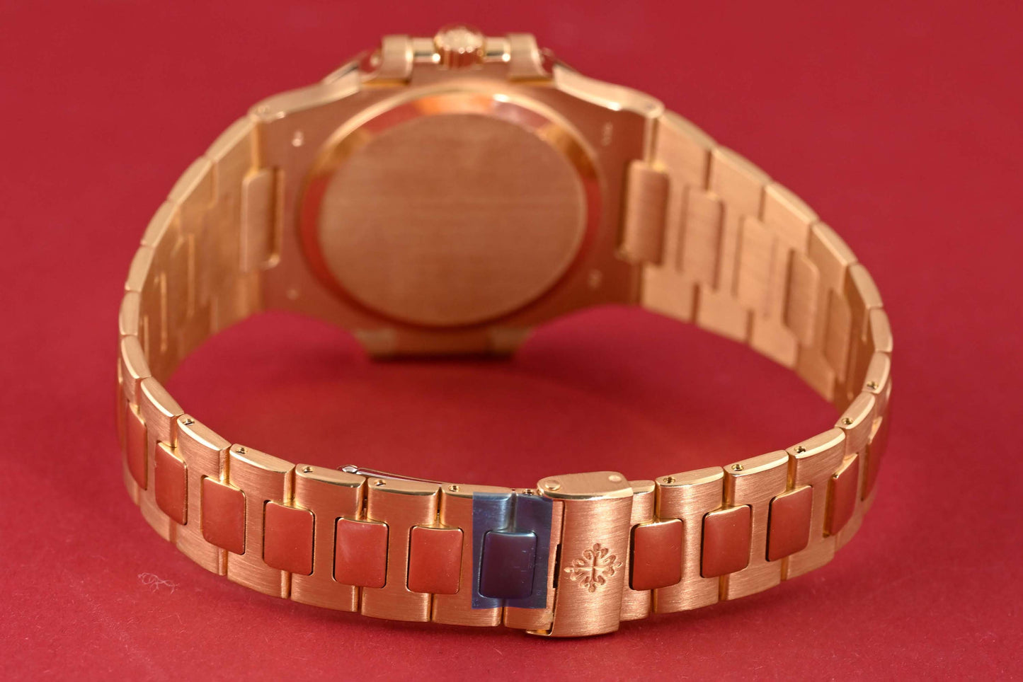 Patek Philippe Nautilus Gelbgold 3800/1J - Black Dial - Full Set