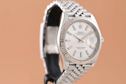 Rolex Datejust 41 - 126334 - Silver Dial - Full Set