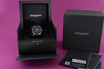 Audemars Piguet Code 11.59 Weißgold/Roségold - Smoked Grey Dial - Full Set