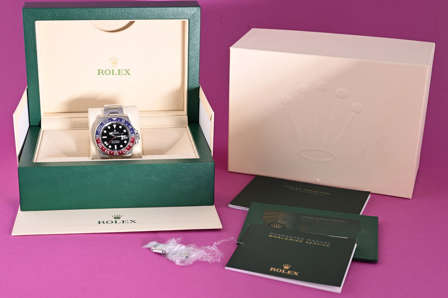 Rolex GMT Master II - 126710BLRO Pepsi - Full Set