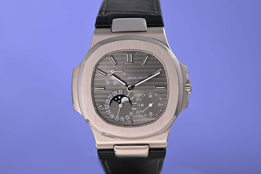Patek Philippe Nautilus 5712G-001 - Full Set