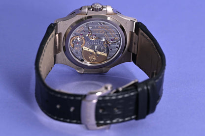 Patek Philippe Nautilus 5712G-001 - Full Set