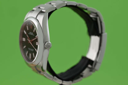 Rolex Oyster Perpetual 41mm 124300 - Full Set - Green Dial