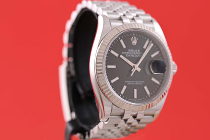 Rolex Datejust 36 - 126234 - Black Dial - Full Set
