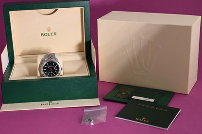 Rolex Datejust 41 - 126300 - Black Dial - Full Set