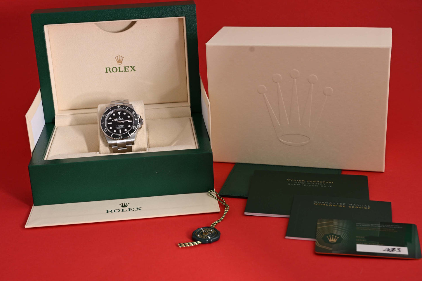 Rolex Submariner No Date 124060 - Full Set