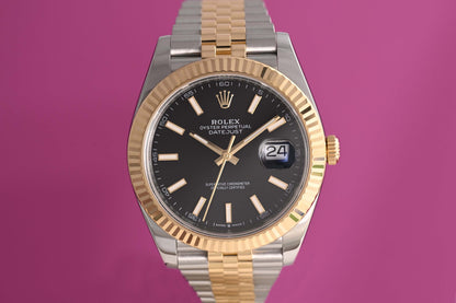 Rolex Datejust 41 - 126333 - Black Dial - Full Set