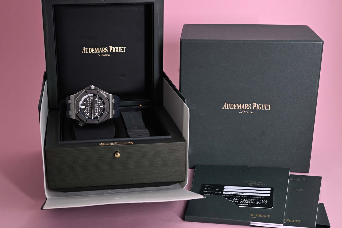 Audemars Piguet Royal Oak Offshore Diver - Full Set
