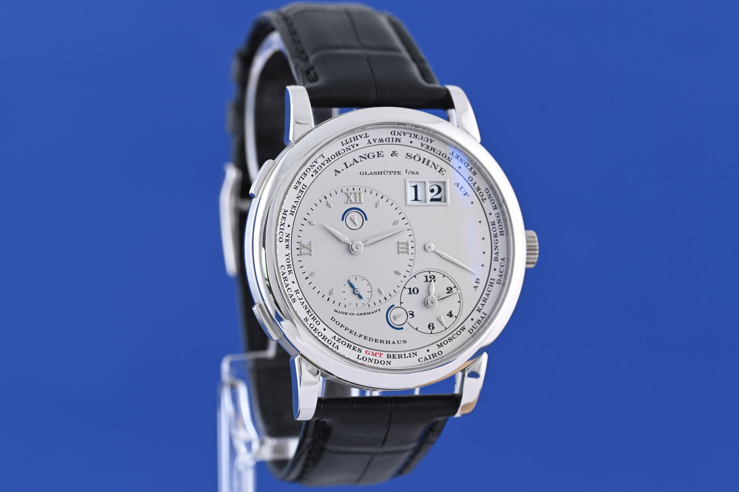 A. Lange & Söhne Lange 1 Zeitzone 116.025 Platin