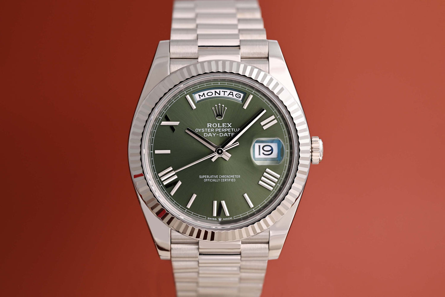 Rolex Day Date 40 Weißgold 228239 - Green Dial - Full Set