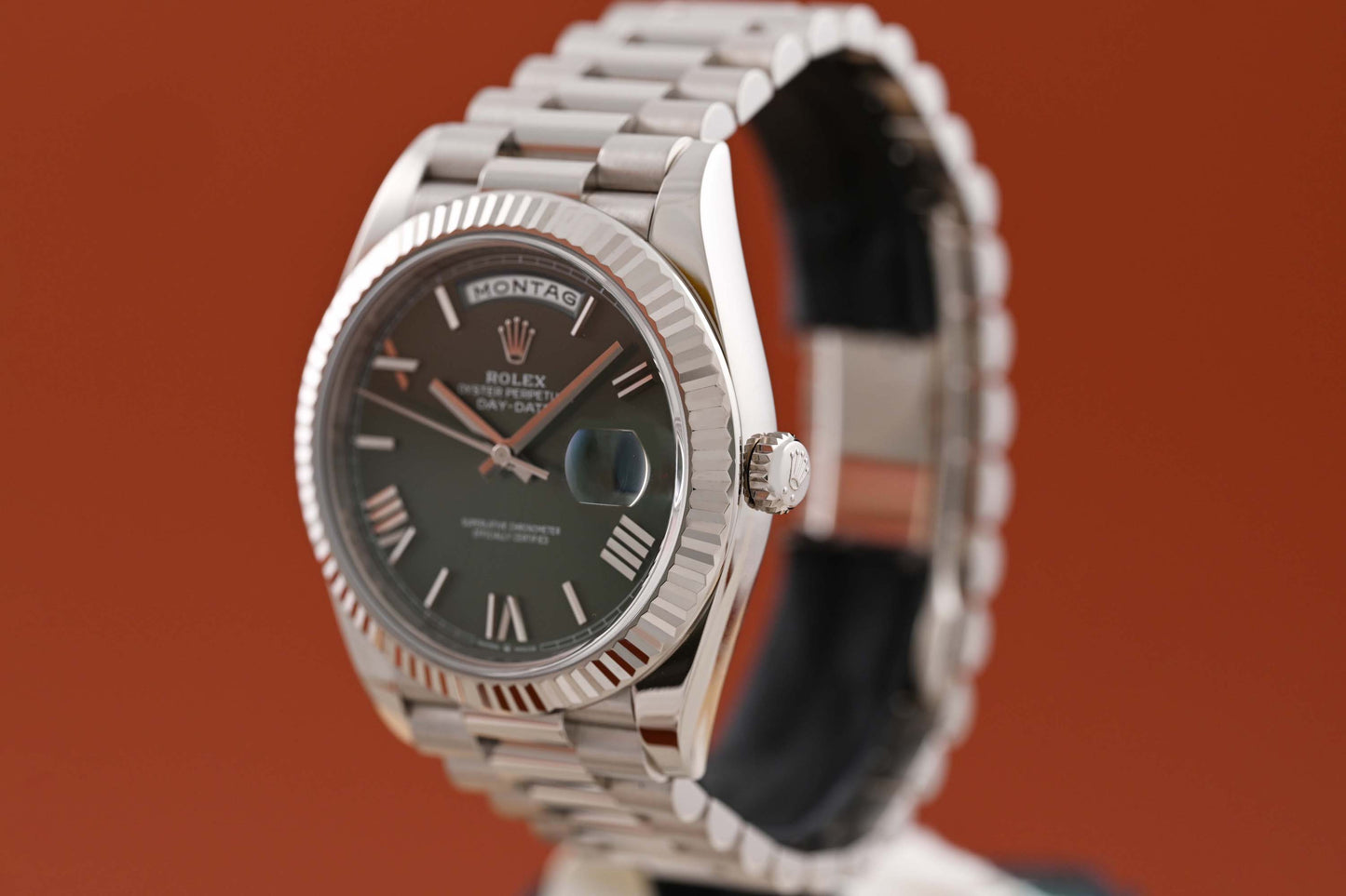 Rolex Day Date 40 Weißgold 228239 - Green Dial - Full Set