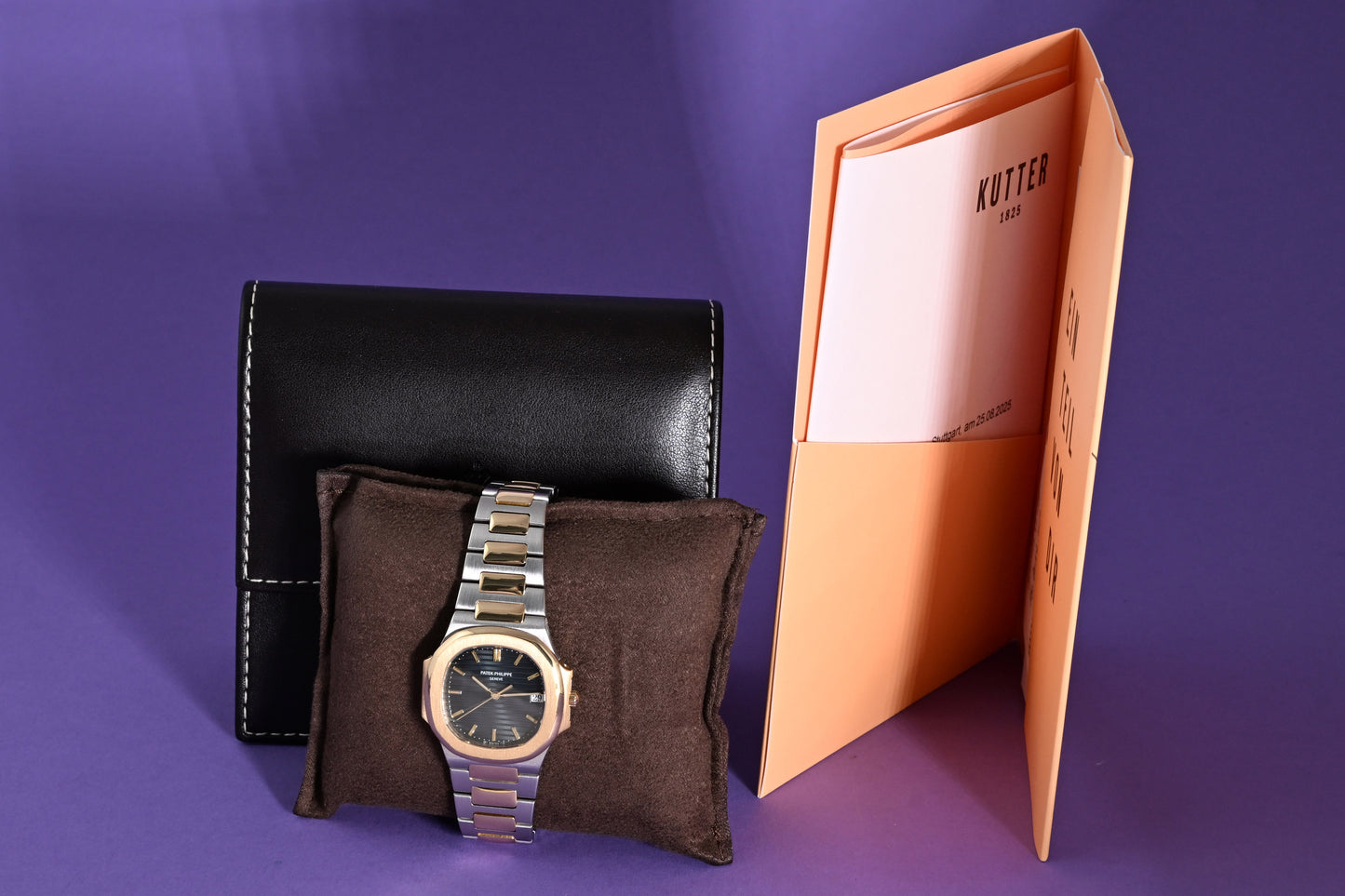 Patek Philippe Nautilus Medium 3700/1 - steel/gold