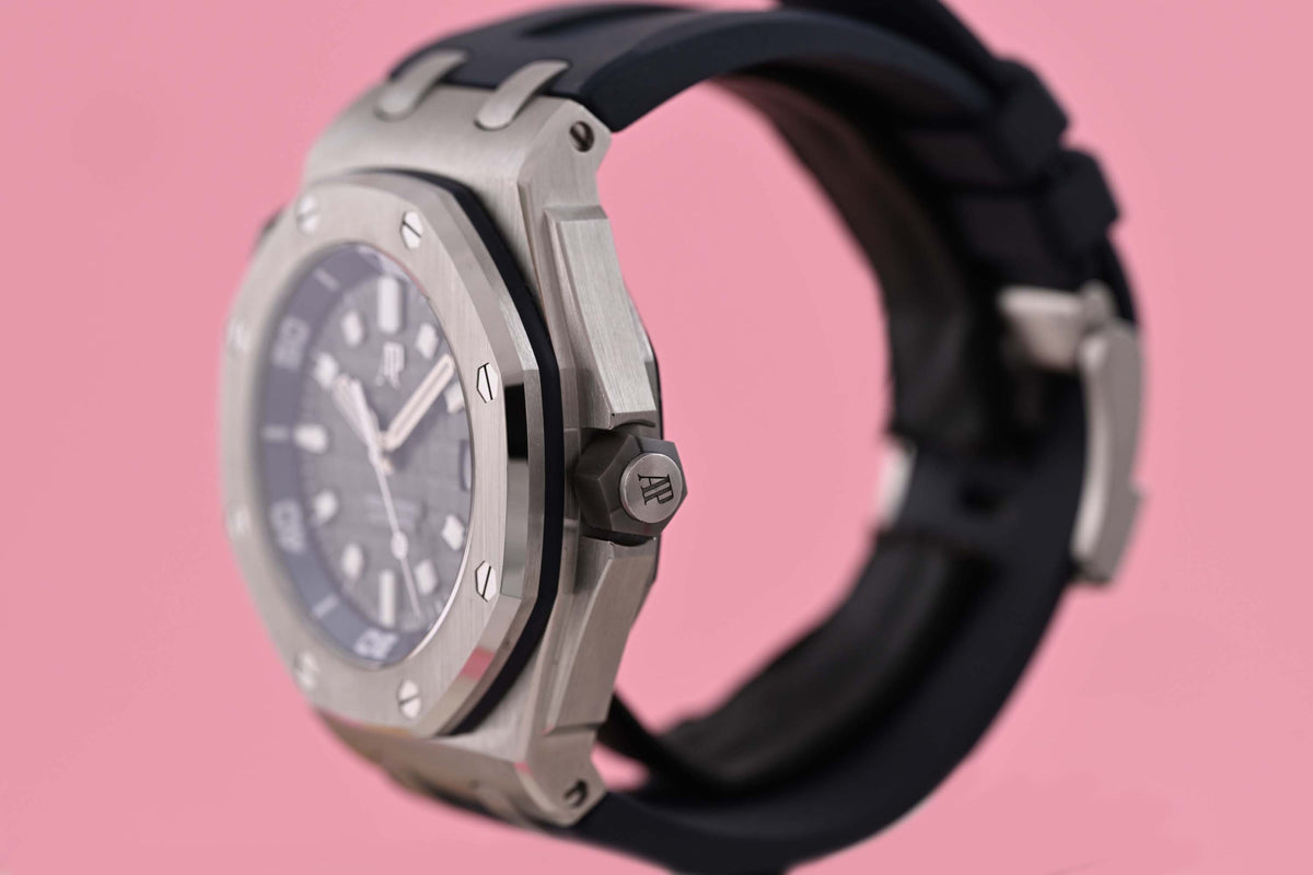 Audemars Piguet Royal Oak Offshore Diver - Full Set