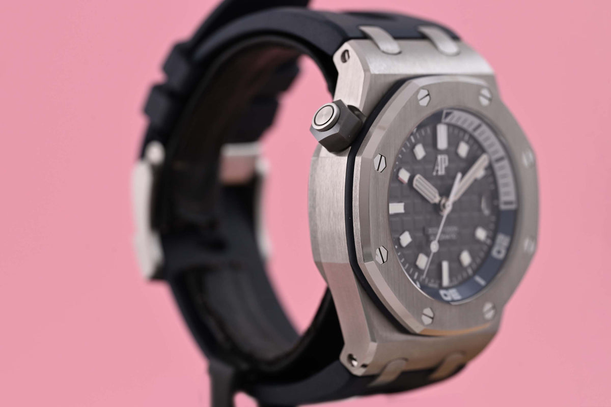 Audemars Piguet Royal Oak Offshore Diver - Full Set