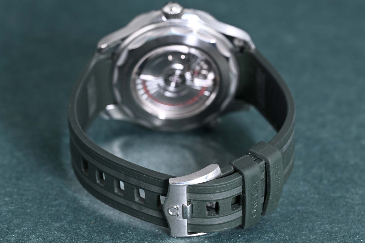 Omega Seamaster Diver 300M - Green Dial - Full Set
