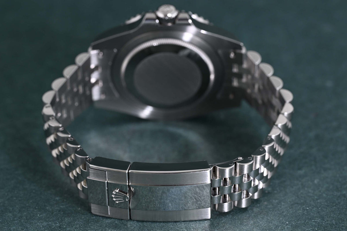 Rolex GMT Master II - 126710GRNR "Bruce Wayne" - Full Set - Like New 2026