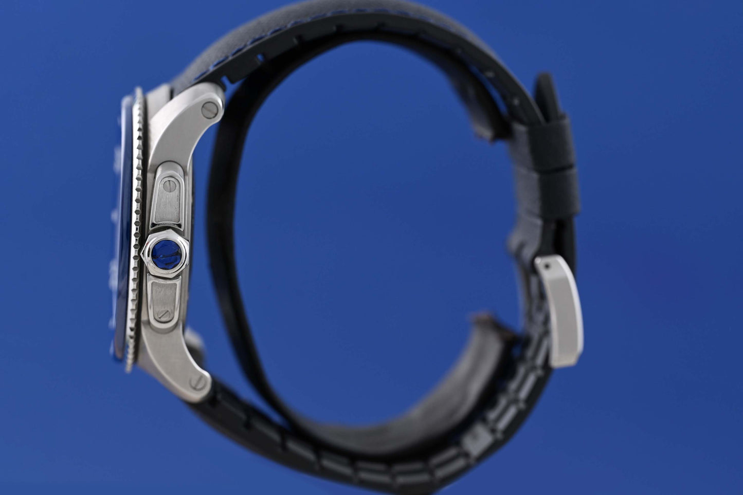 Cartier Calibre de Cartier Diver - Blue Dial - 3729 - Full Set
