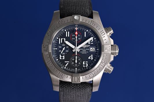Breitling Avenger Bandit 45 mm - Titanium - Full Set