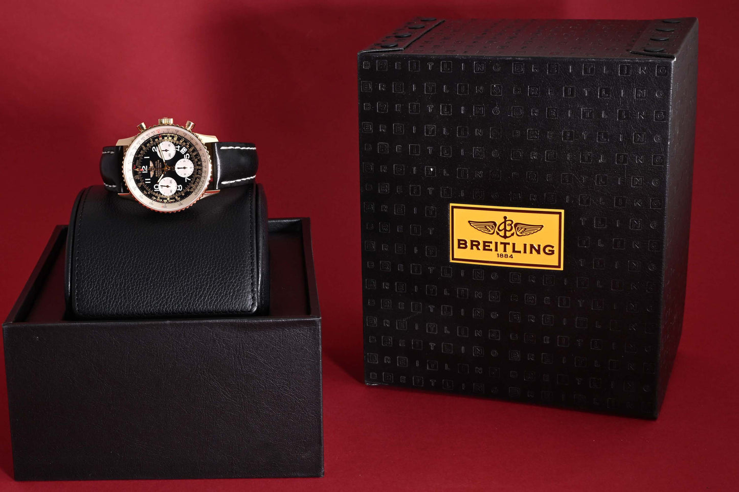 Breitling Navitimer Chronograph 42 - Limited - 18k Gold