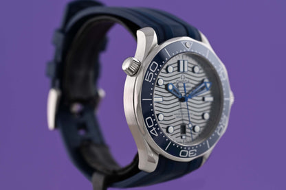 Omega Seamaster Diver 300M - Grey Dial - Full Set + Stahlband