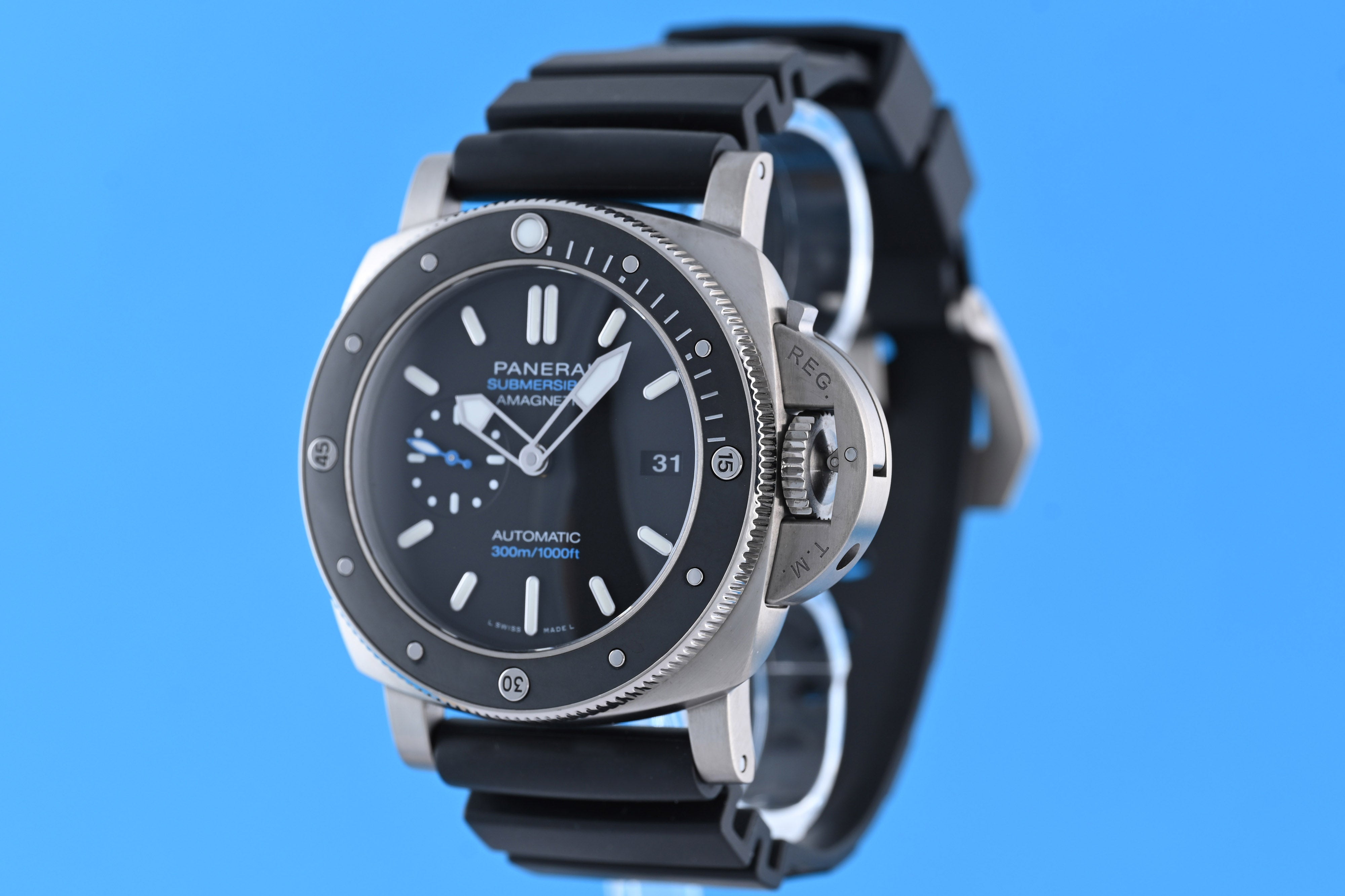 Panerai Luminor Submersible 1950 PAM01389 Box und Papiere